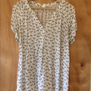 H&M MAMA- maternity top with zebras